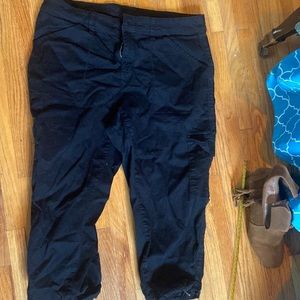 Time and Tru cargo capri